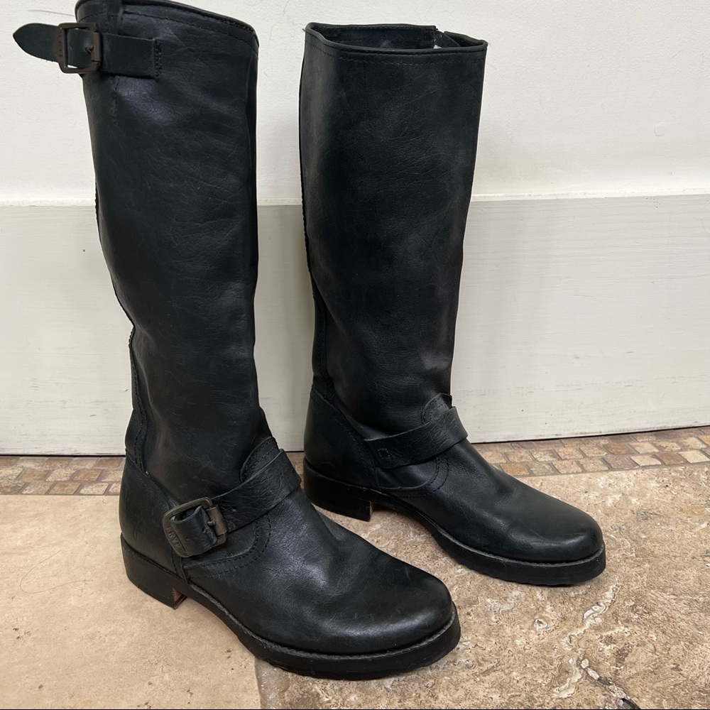 Frye Pull on Boots